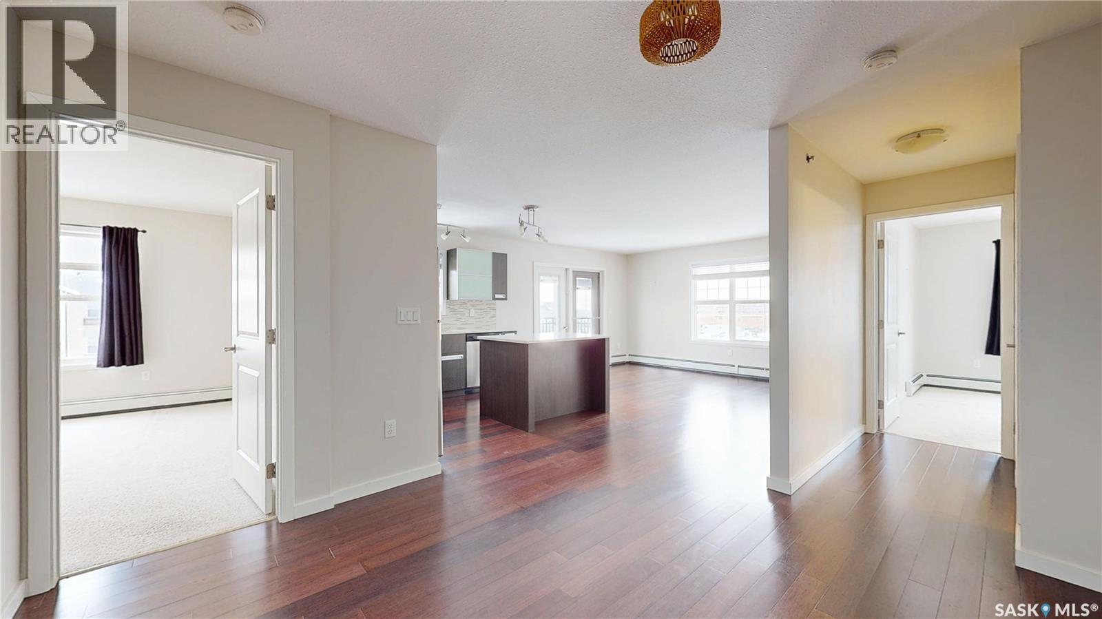 312 1510 Neville Drive, Regina, Saskatchewan  S4Z 0A3 - Photo 2 - SK025885