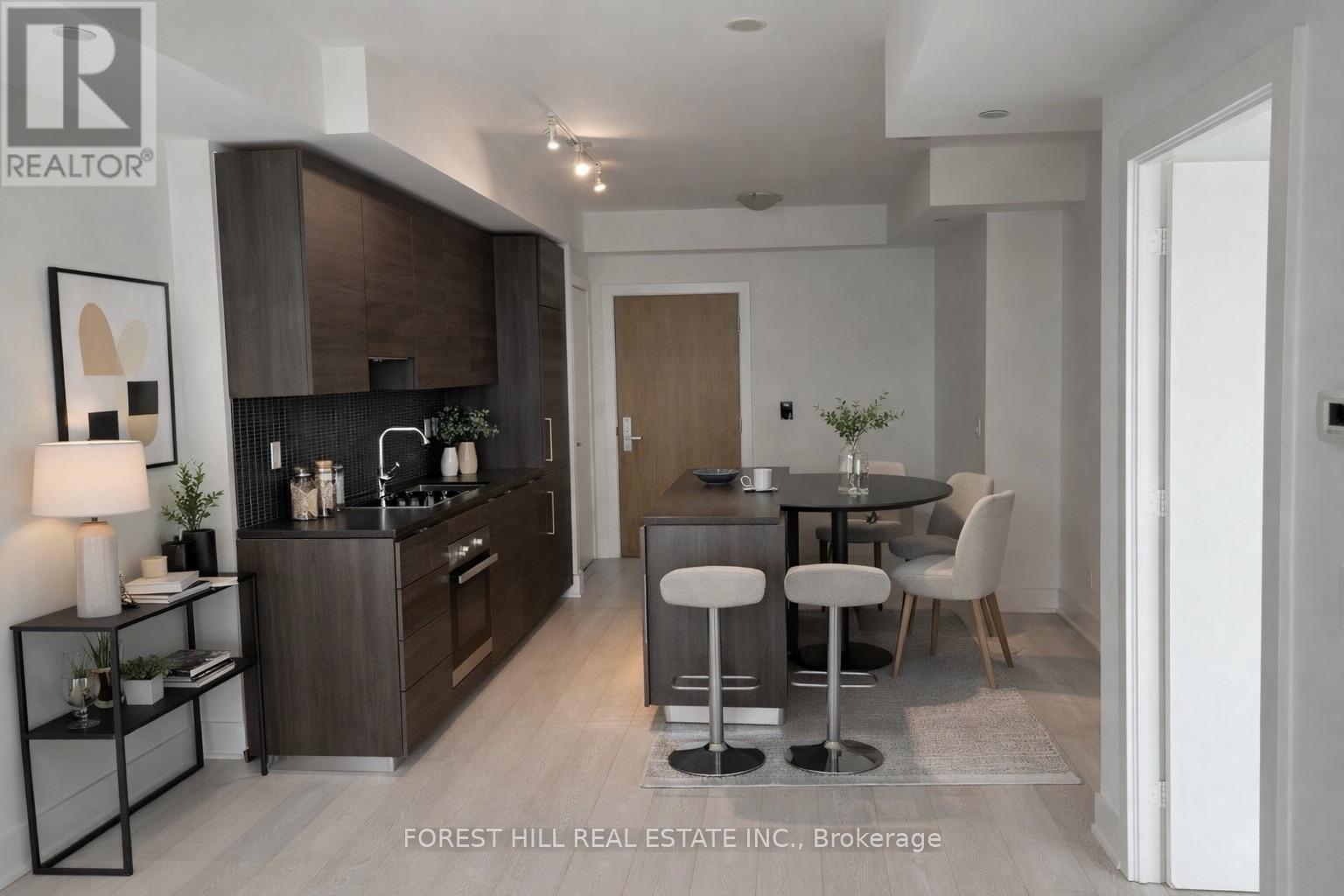 1708 - 200 Bloor Street W, Toronto, Ontario  M5S 1T8 - Photo 2 - C12604038