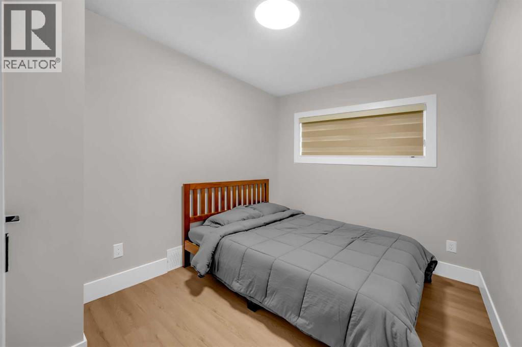 9819 2 Street Se, Calgary, Alberta  T2J 0W3 - Photo 25 - A2257273