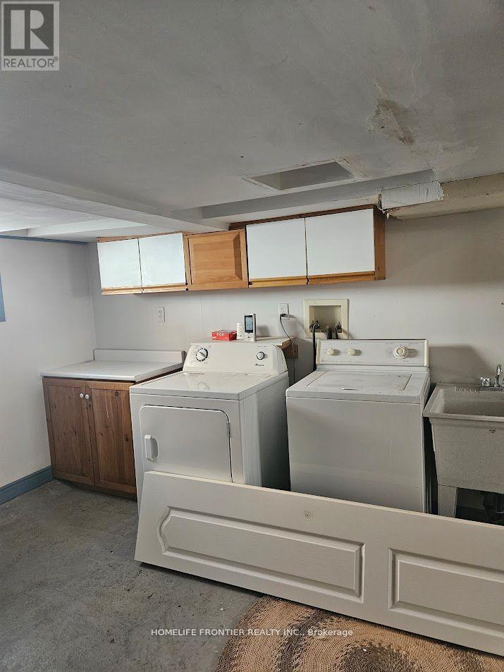 205 Burnett Avenue, Toronto, Ontario  M2N 1V7 - Photo 5 - C12650250