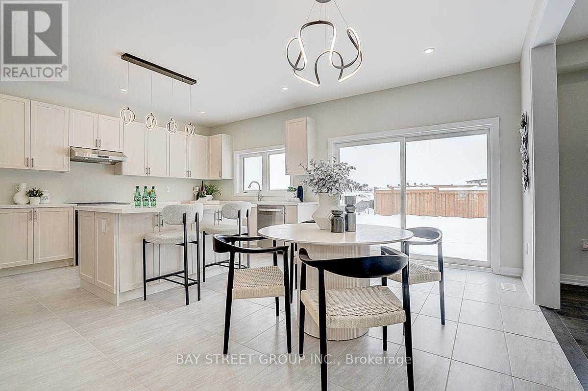 1580 Sharpe Street, Innisfil, Ontario  L9S 0R3 - Photo 16 - N12650238