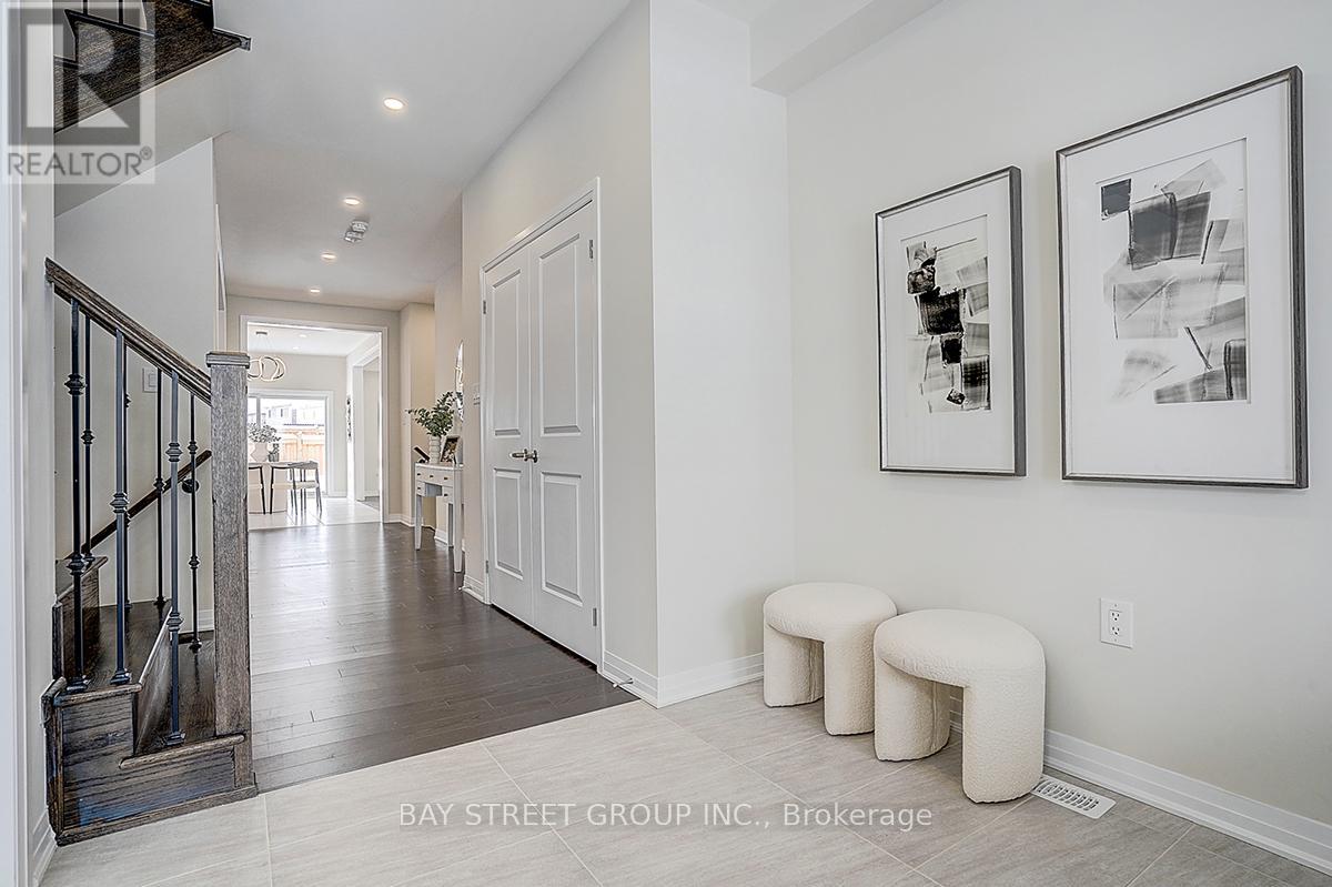 1580 Sharpe Street, Innisfil, Ontario  L9S 0R3 - Photo 6 - N12650238