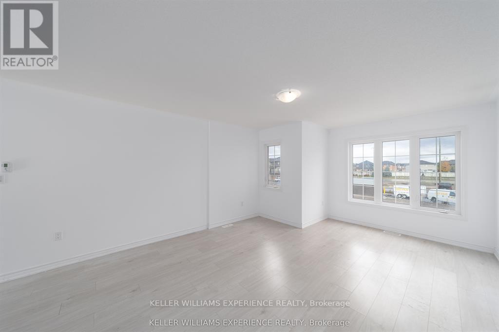 25 Tobias Lane, Barrie, Ontario  L9J 0T8 - Photo 6 - S12650232