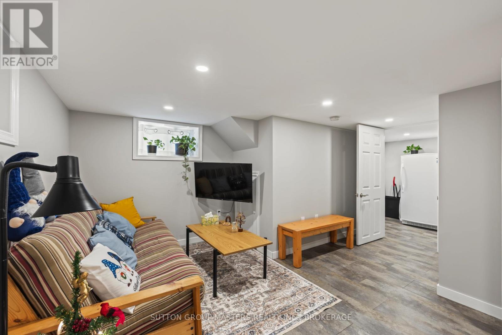 4 Bishop Street, Kingston, Ontario  K7M 3P4 - Photo 41 - X12650258