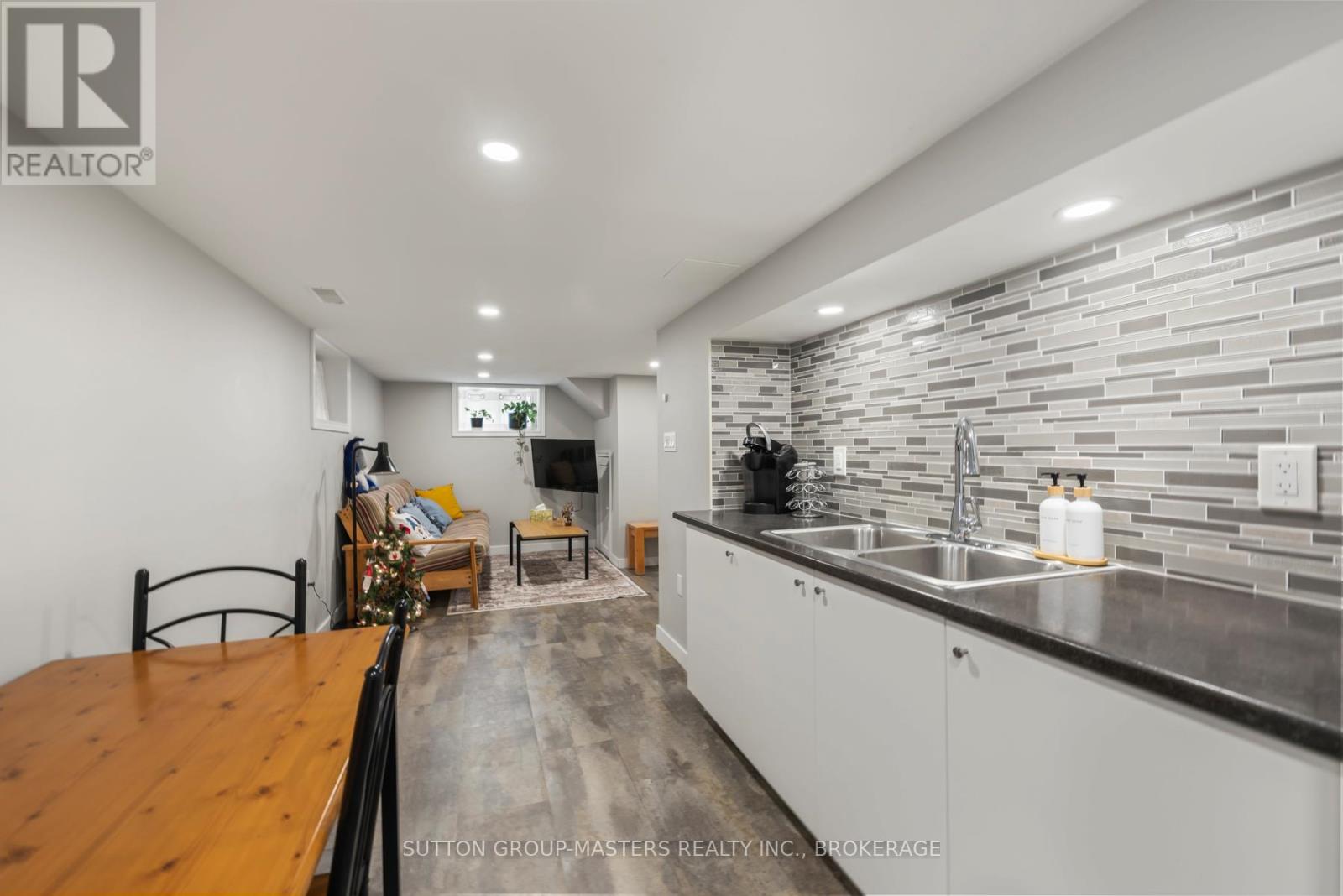 4 Bishop Street, Kingston, Ontario  K7M 3P4 - Photo 45 - X12650258