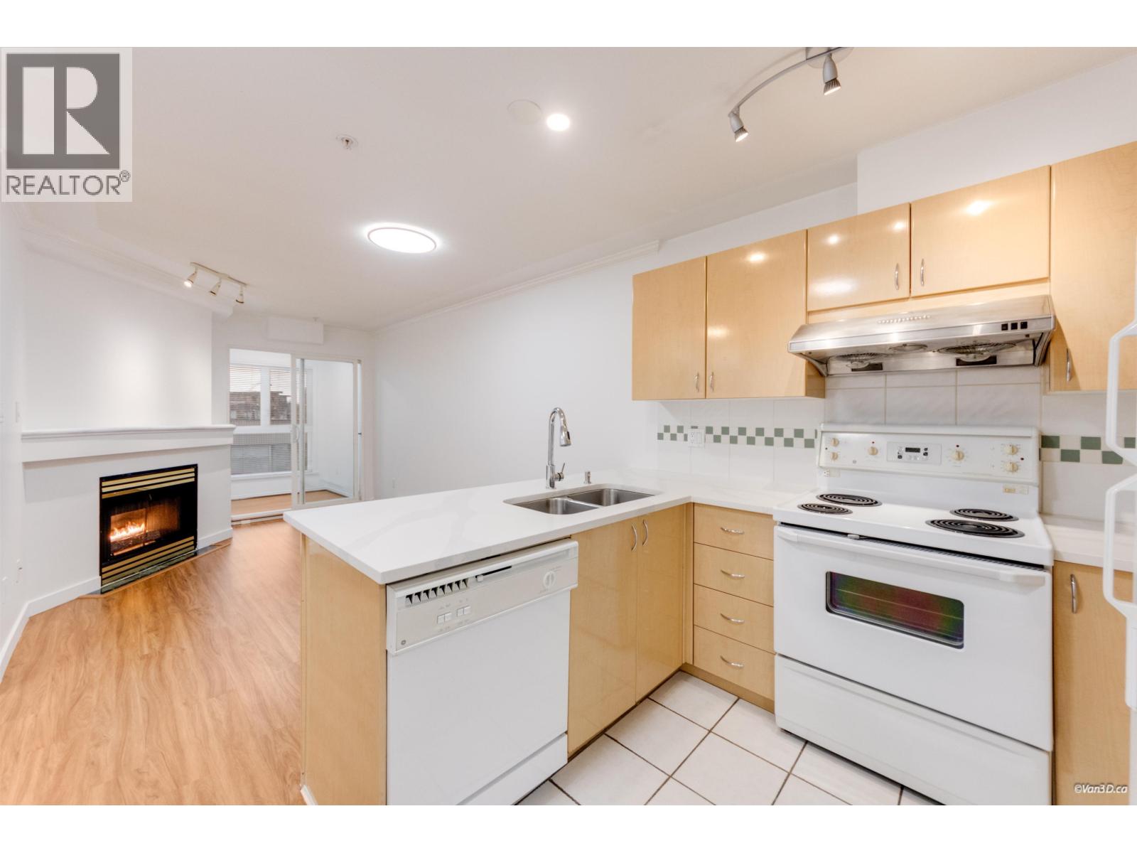 210 4989 DUCHESS STREET, Vancouver, British Columbia