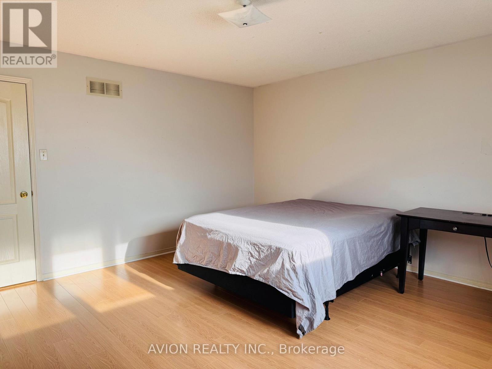 Room A - 15 Cantertrot Court, Vaughan, Ontario  L4J 7X7 - Photo 3 - N12650260
