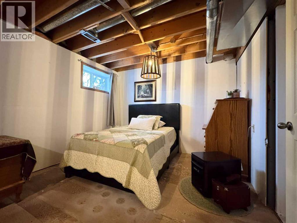 11 Princeton Road W, Lethbridge, Alberta  T1K 5A1 - Photo 32 - A2275434