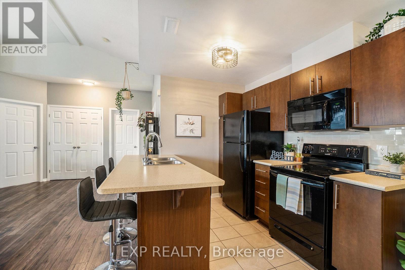 I - 105 Artesa Private, Ottawa, Ontario  K2S 0J8 - Photo 7 - X12650266