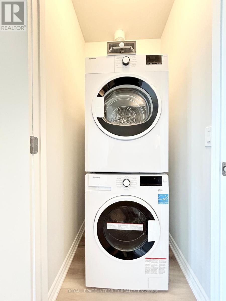 415 - 397 Codd's Road E, Hamilton, Ontario  K1K 5C7 - Photo 12 - X12650270