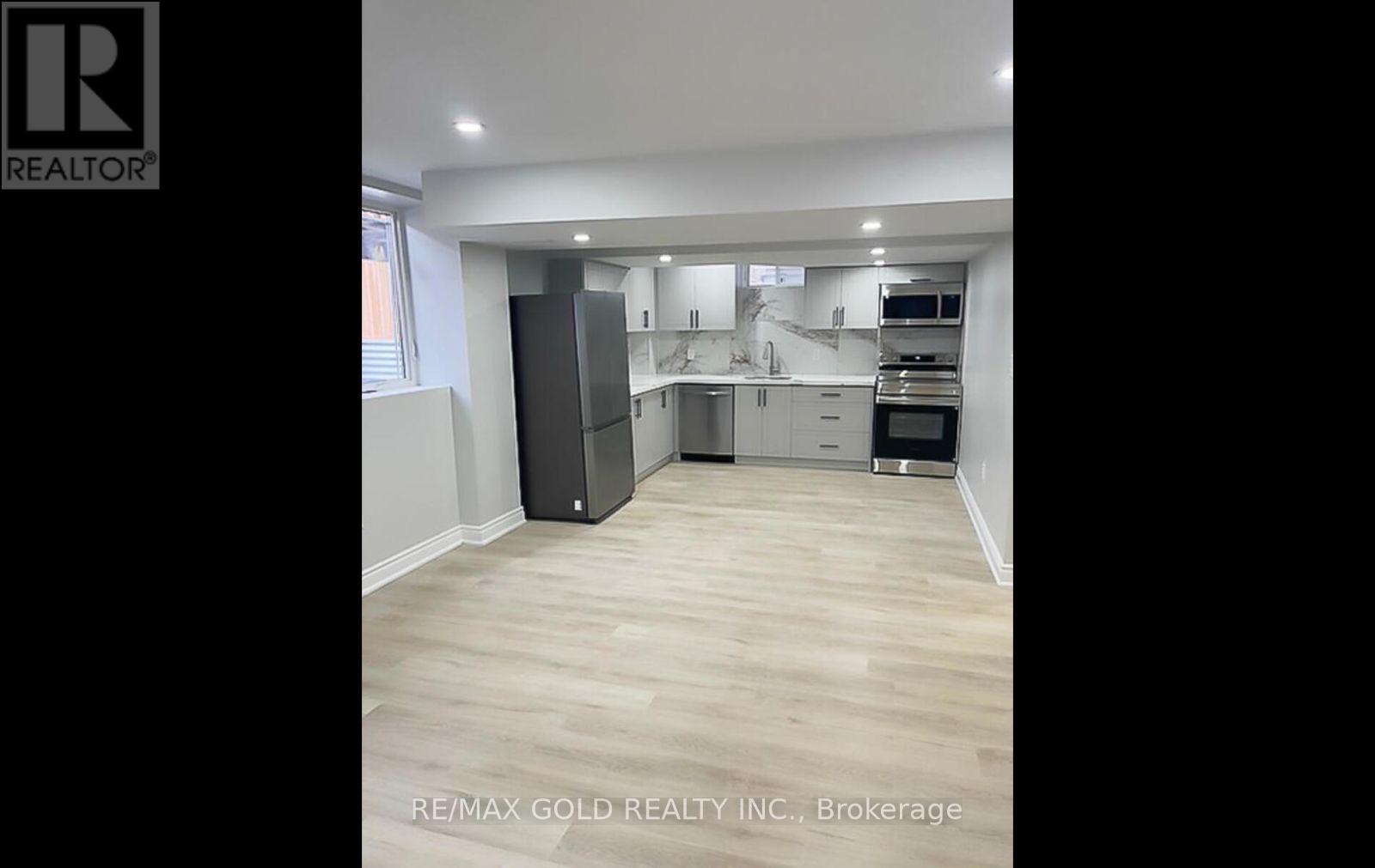 Basement - 20 Bill Guy Drive, Georgina, Ontario  L6P 0J1 - Photo 10 - N12650272