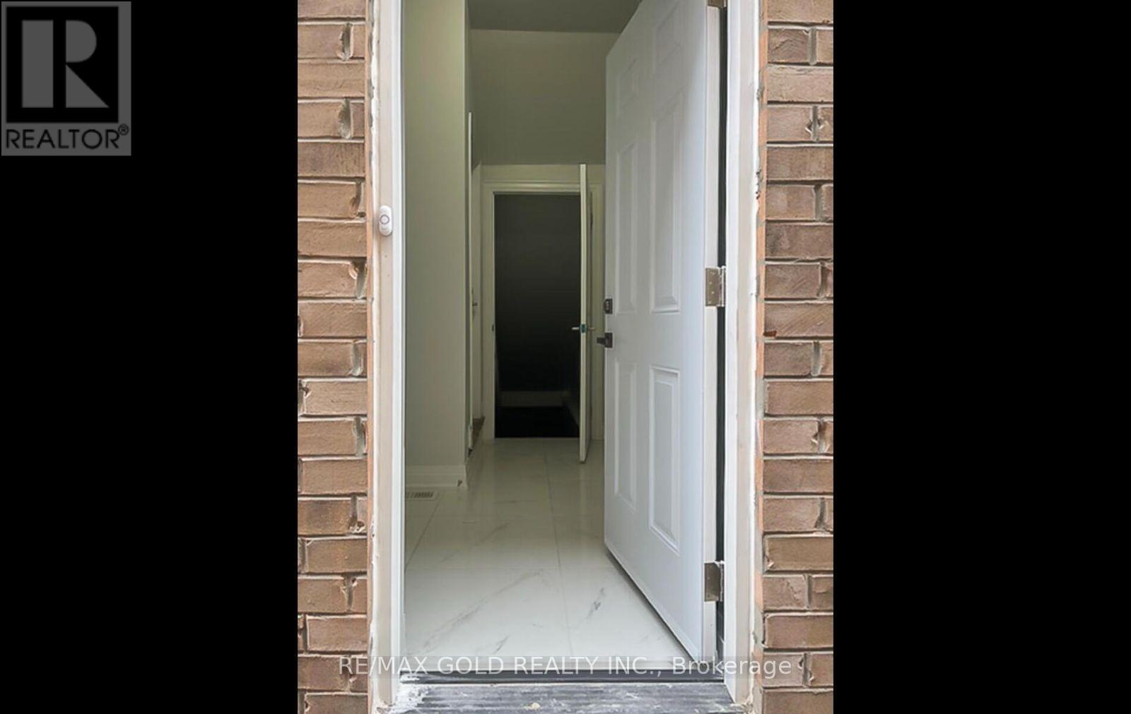 Basement - 20 Bill Guy Drive, Georgina, Ontario  L6P 0J1 - Photo 2 - N12650272