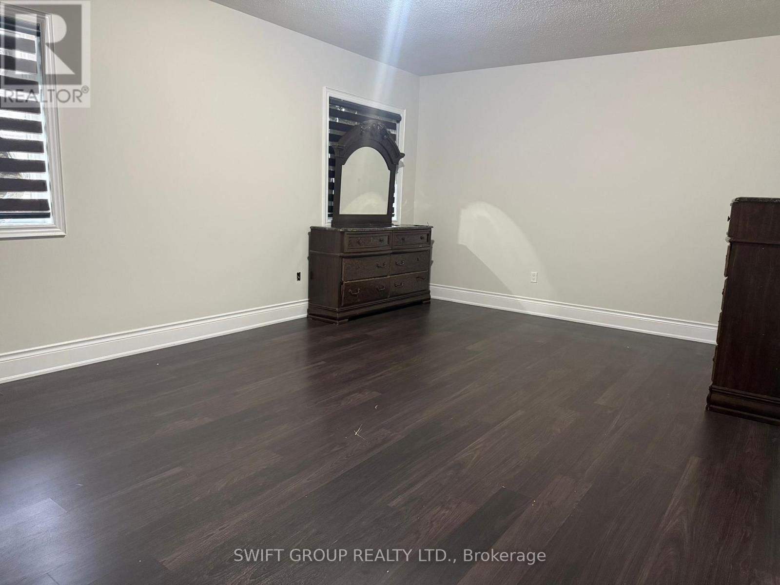 Upper - 43 Martin Byrne Drive, Brampton, Ontario  L6P 4C2 - Photo 11 - W12650278