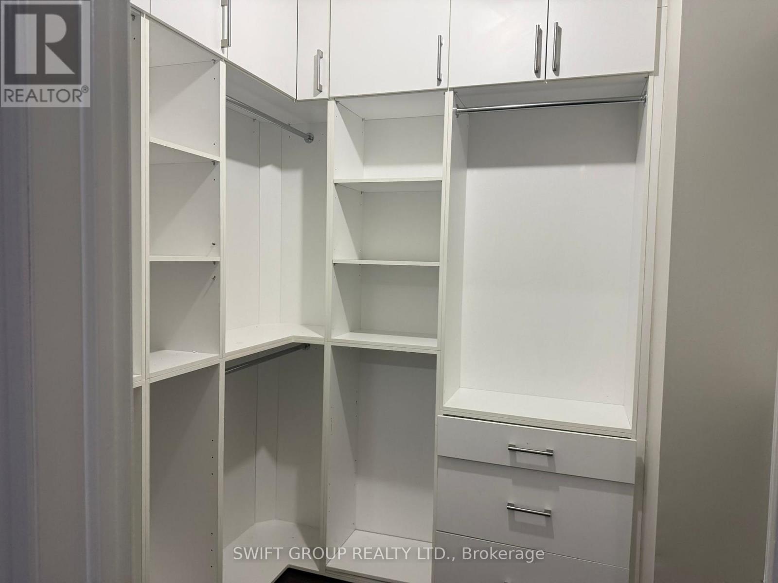 Upper - 43 Martin Byrne Drive, Brampton, Ontario  L6P 4C2 - Photo 16 - W12650278