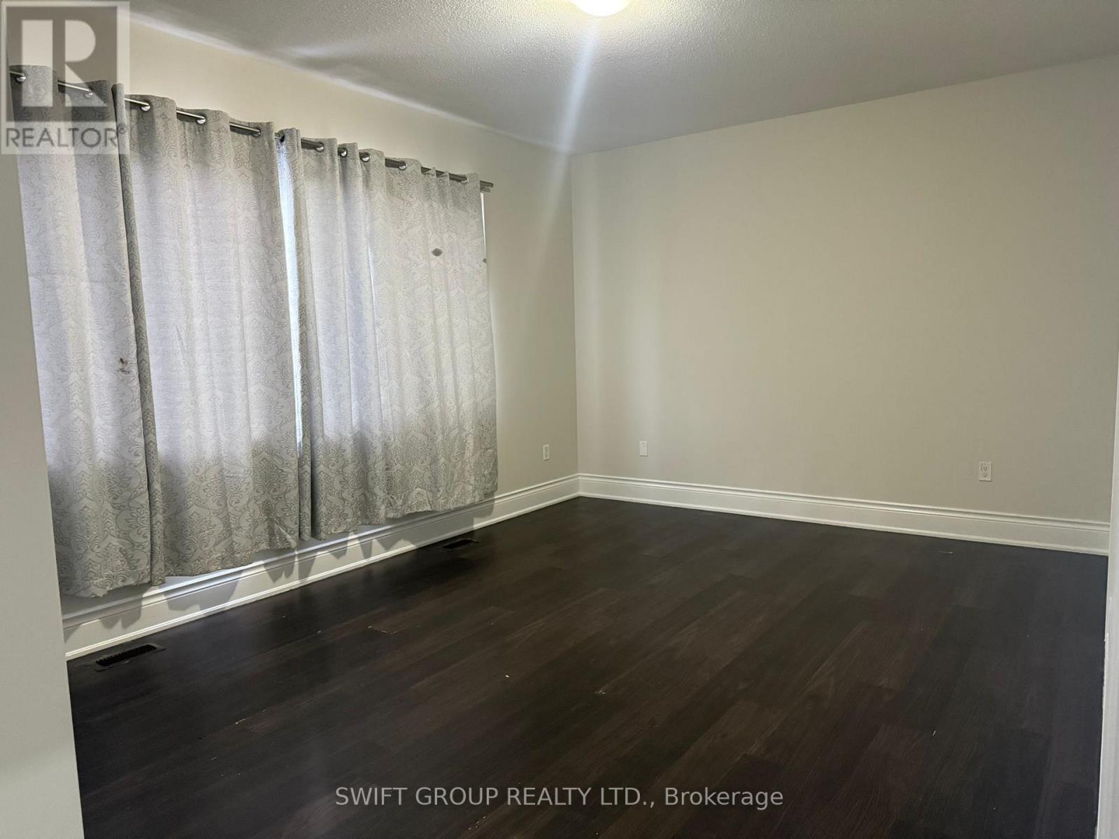 Upper - 43 Martin Byrne Drive, Brampton, Ontario  L6P 4C2 - Photo 20 - W12650278