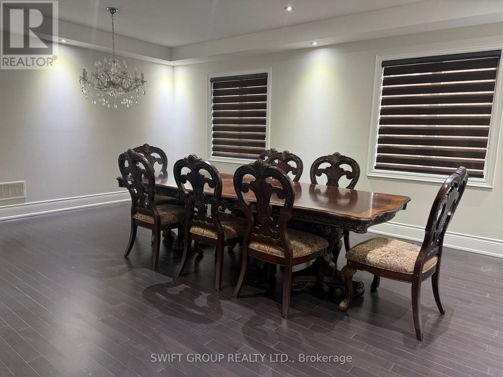 Upper - 43 Martin Byrne Drive, Brampton, Ontario  L6P 4C2 - Photo 4 - W12650278