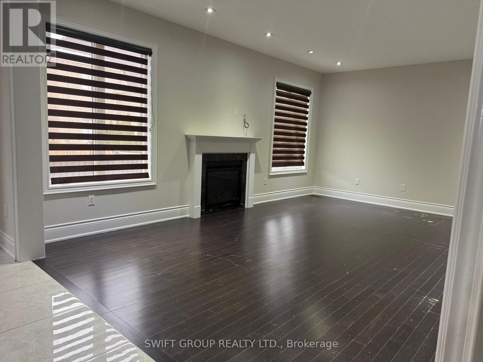 Upper - 43 Martin Byrne Drive, Brampton, Ontario  L6P 4C2 - Photo 5 - W12650278