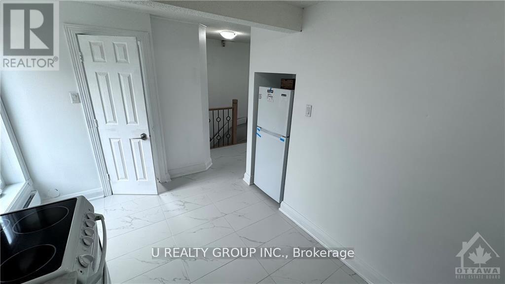 281 Palace Street, Ottawa, Ontario  K1L 7V5 - Photo 4 - X12650290