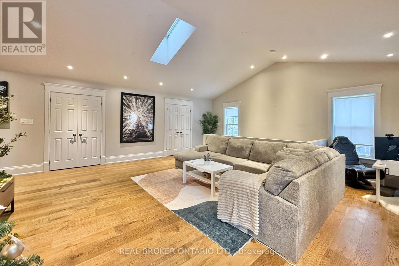 361 Main Street N, Markham, Ontario  L3P 1Z3 - Photo 4 - N12650286