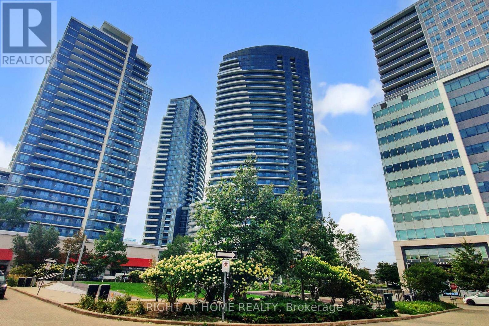 1127 - 7161 YONGE STREET, Markham, Ontario