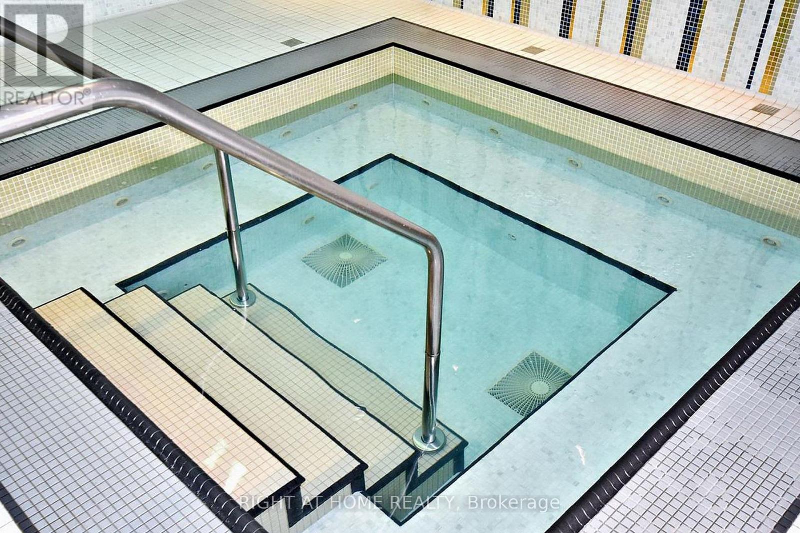 1127 - 7161 Yonge Street, Markham, Ontario  L3T 0C8 - Photo 35 - N12650288