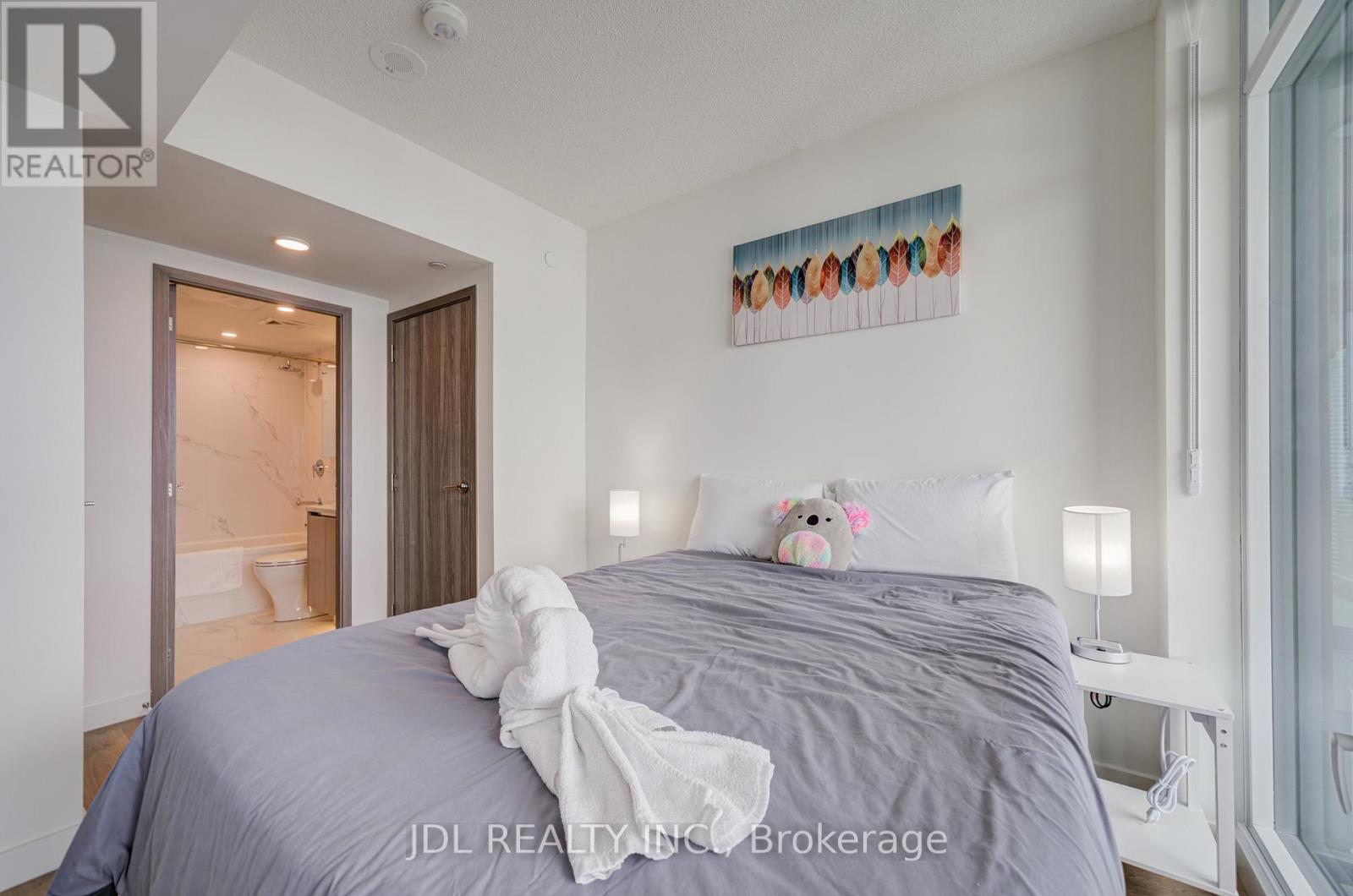 5112 - 1 Concord Cityplace Way, Toronto, Ontario  M5V 0X3 - Photo 26 - C12650292