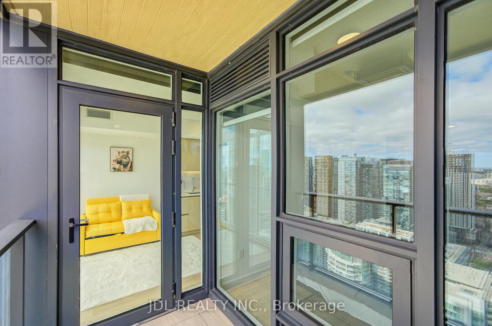 5112 - 1 Concord Cityplace Way, Toronto, Ontario  M5V 0X3 - Photo 33 - C12650292