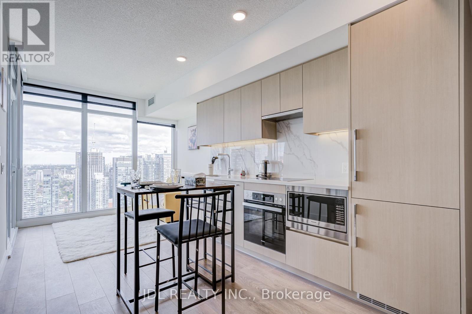 5112 - 1 Concord Cityplace Way, Toronto, Ontario  M5V 0X3 - Photo 40 - C12650292