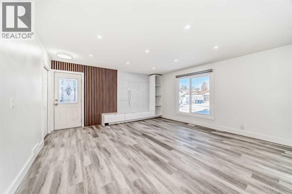 623 Madeira Drive Ne, Calgary, Alberta  T2A 4M7 - Photo 8 - A2275824