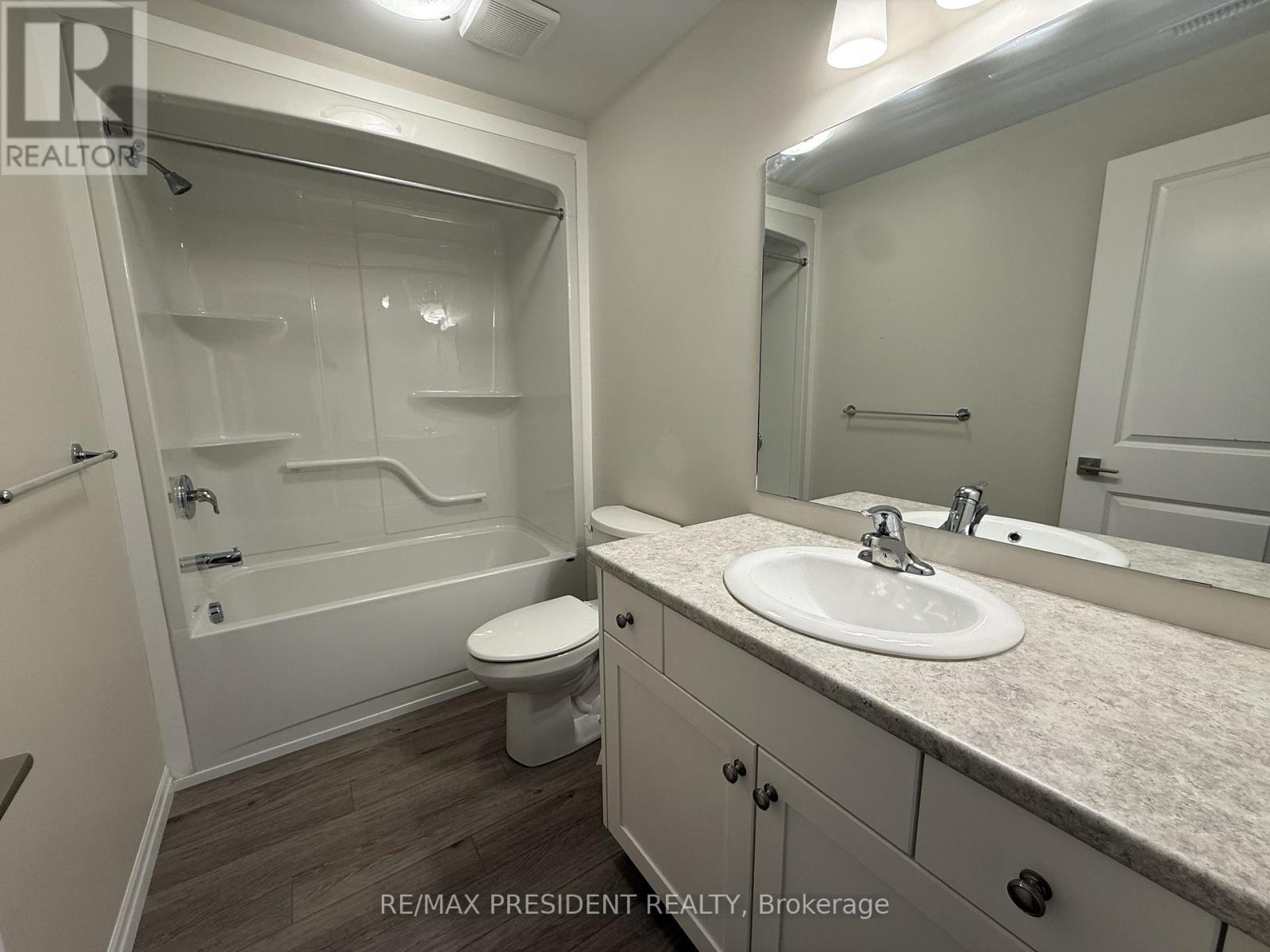 112 Livingston Drive, Tillsonburg, Ontario  N4G 0J3 - Photo 12 - X12650294