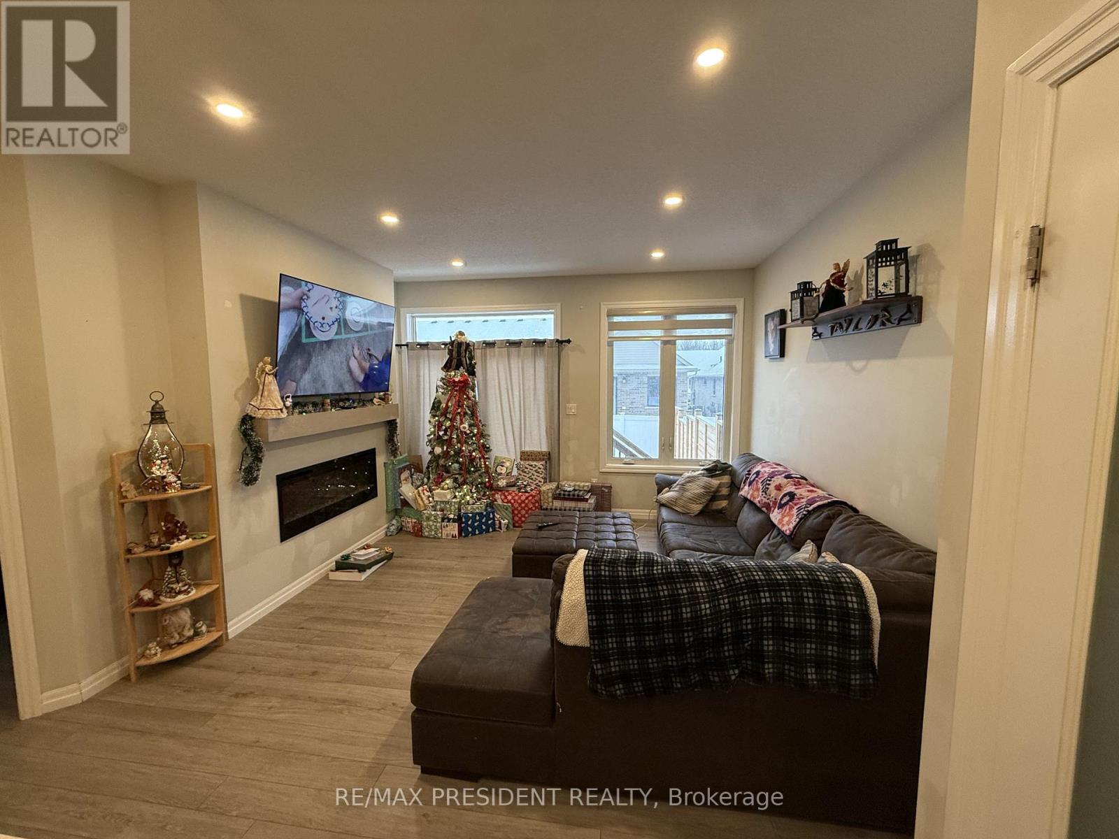 112 Livingston Drive, Tillsonburg, Ontario  N4G 0J3 - Photo 6 - X12650294