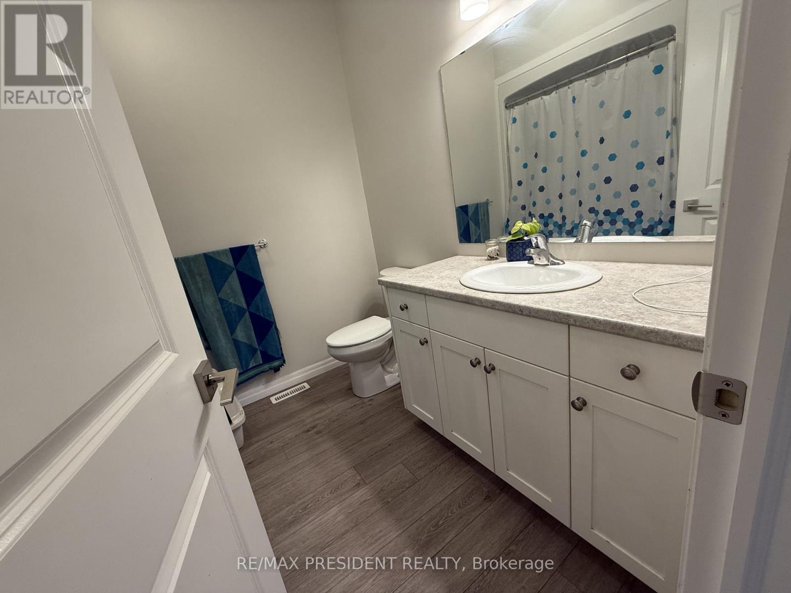 112 Livingston Drive, Tillsonburg, Ontario  N4G 0J3 - Photo 9 - X12650294