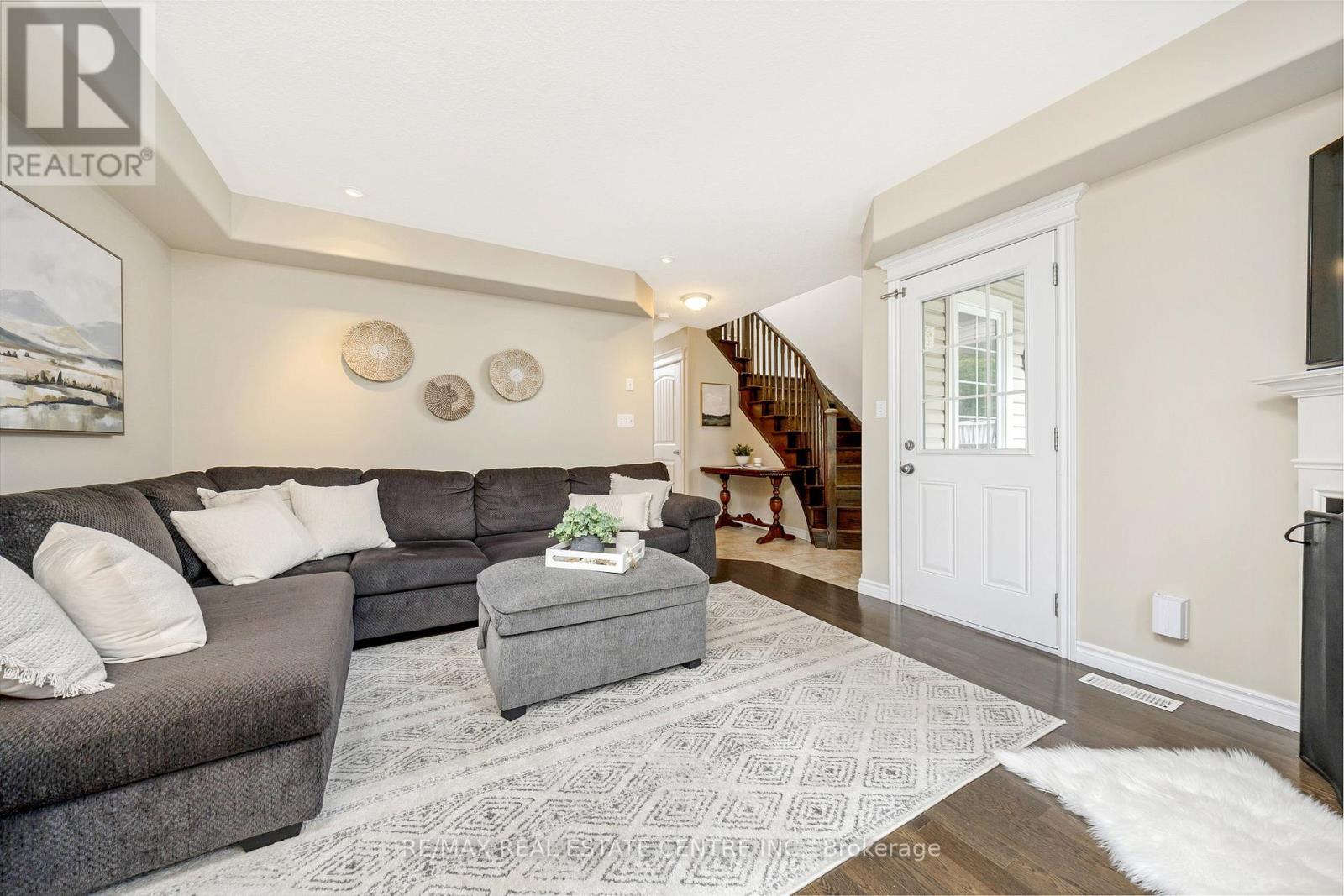 153 Carters Lane, Guelph/eramosa, Ontario  N0B 2K0 - Photo 12 - X12431764