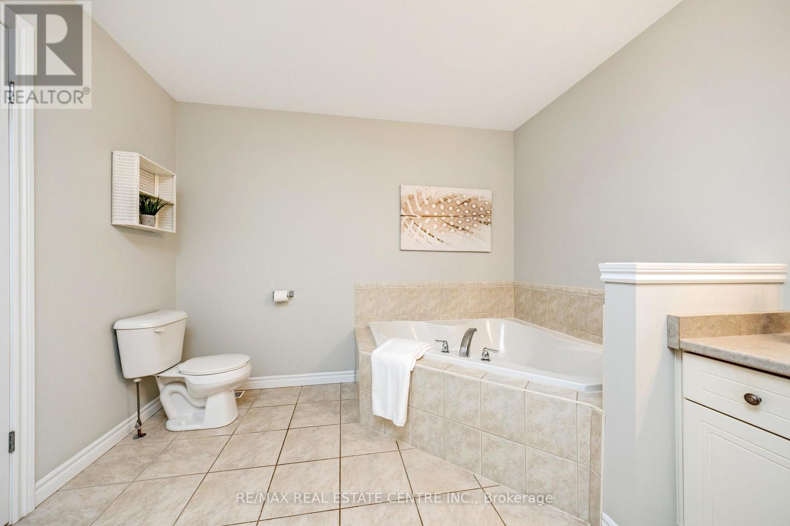 153 Carters Lane, Guelph/eramosa, Ontario  N0B 2K0 - Photo 19 - X12431764