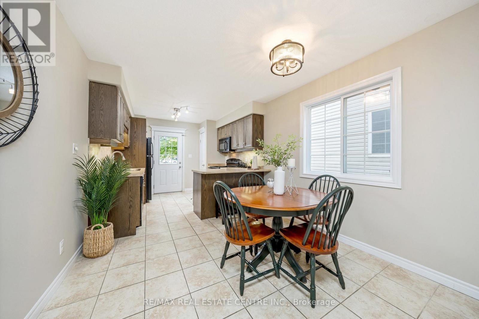 153 Carters Lane, Guelph/eramosa, Ontario  N0B 2K0 - Photo 9 - X12431764