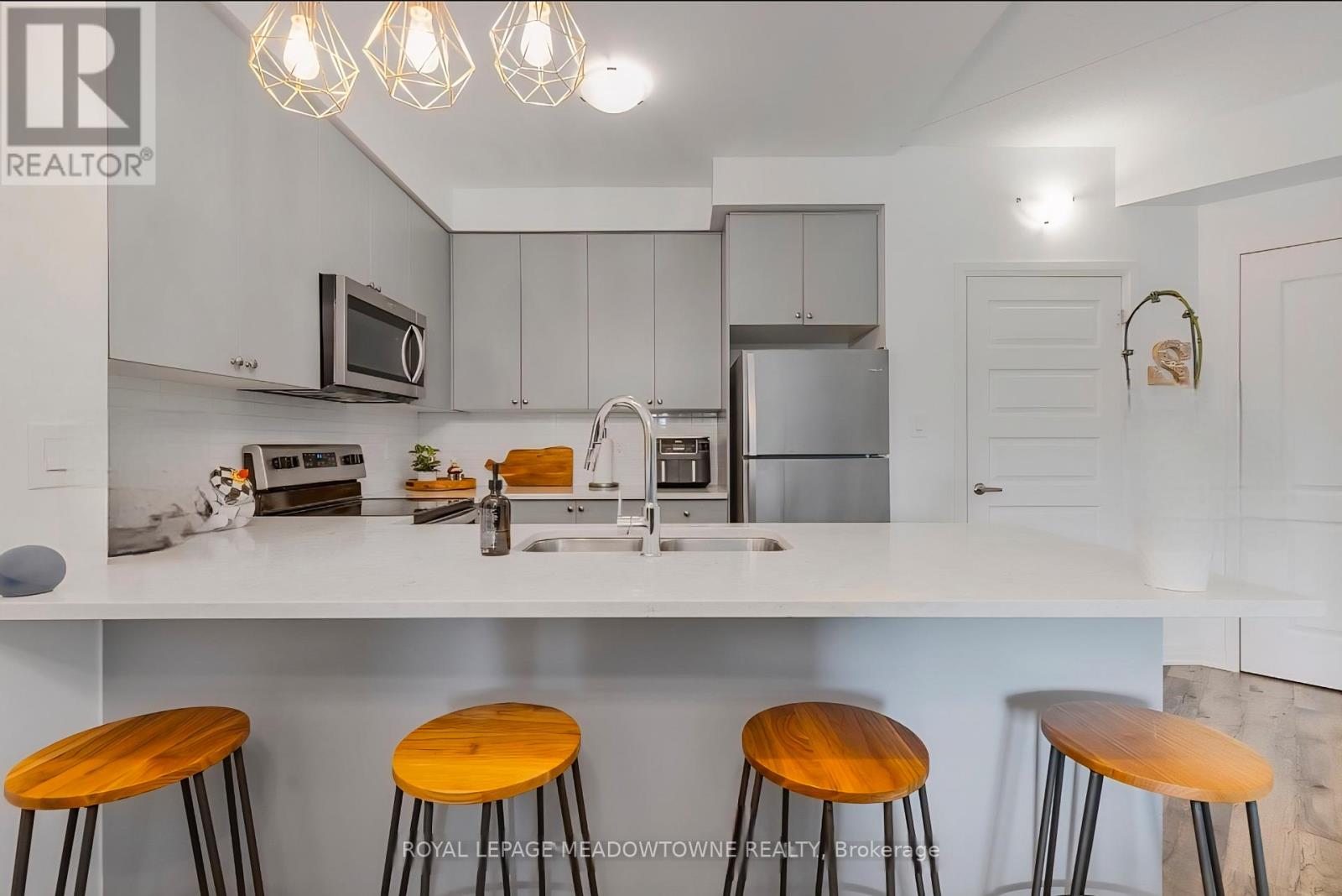 324 - 610 Farmstead Drive, Milton, Ontario  L9T 8X5 - Photo 12 - W12650296