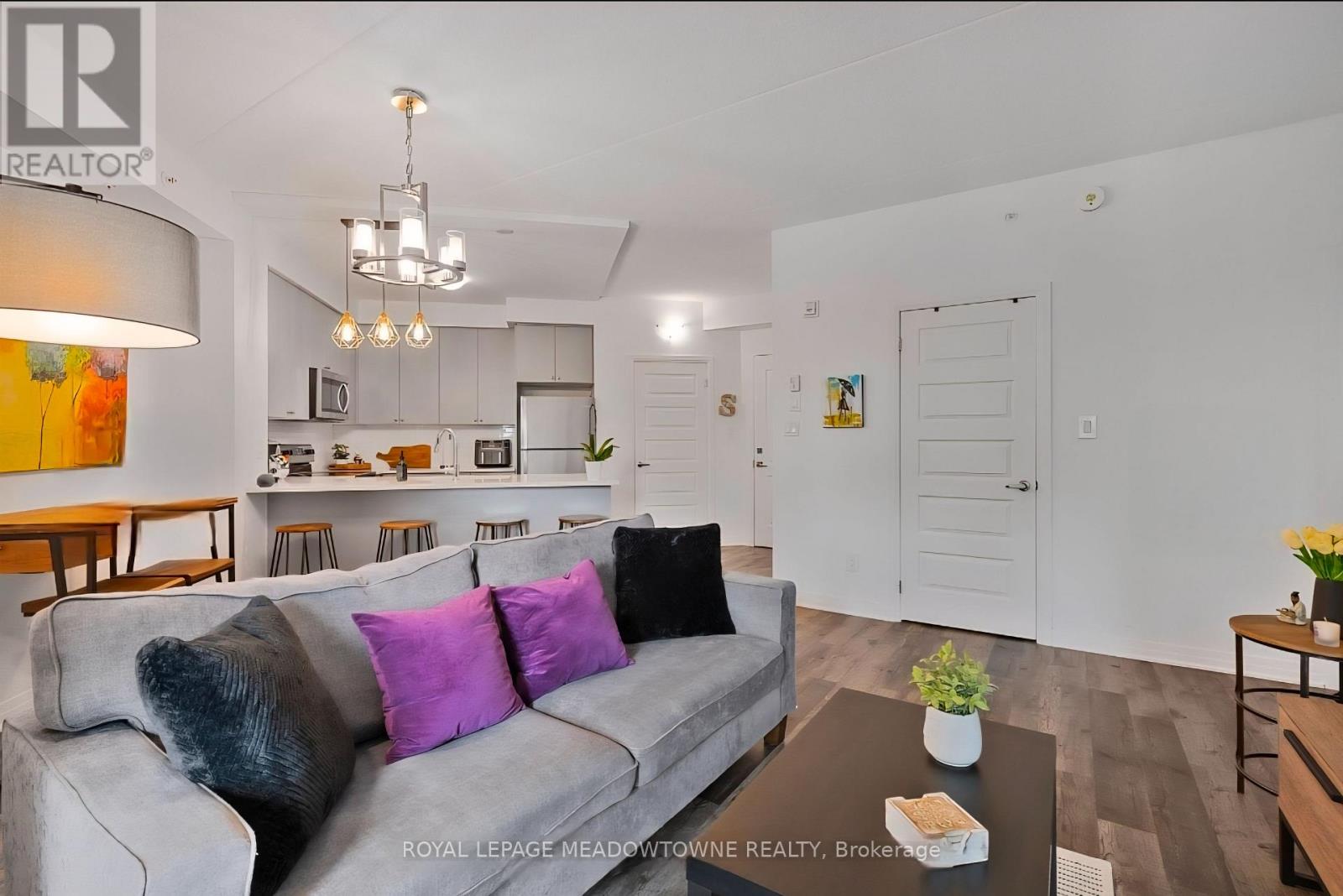 324 - 610 Farmstead Drive, Milton, Ontario  L9T 8X5 - Photo 14 - W12650296