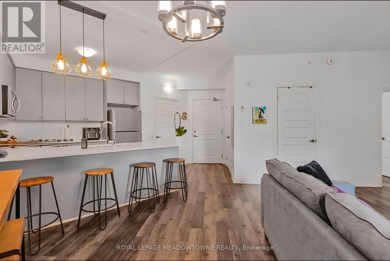 324 - 610 Farmstead Drive, Milton, Ontario  L9T 8X5 - Photo 8 - W12650296