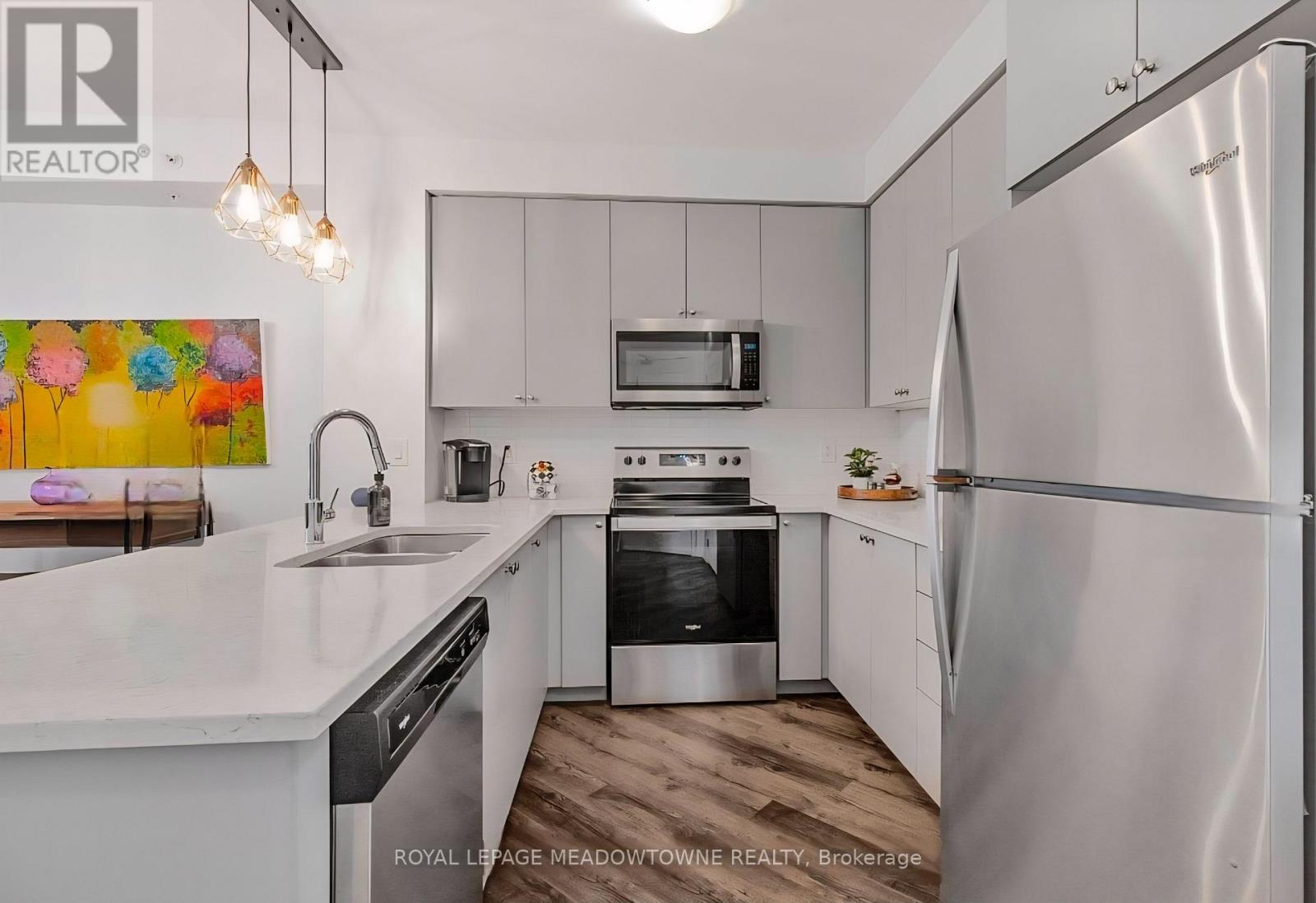 324 - 610 Farmstead Drive, Milton, Ontario  L9T 8X5 - Photo 9 - W12650296