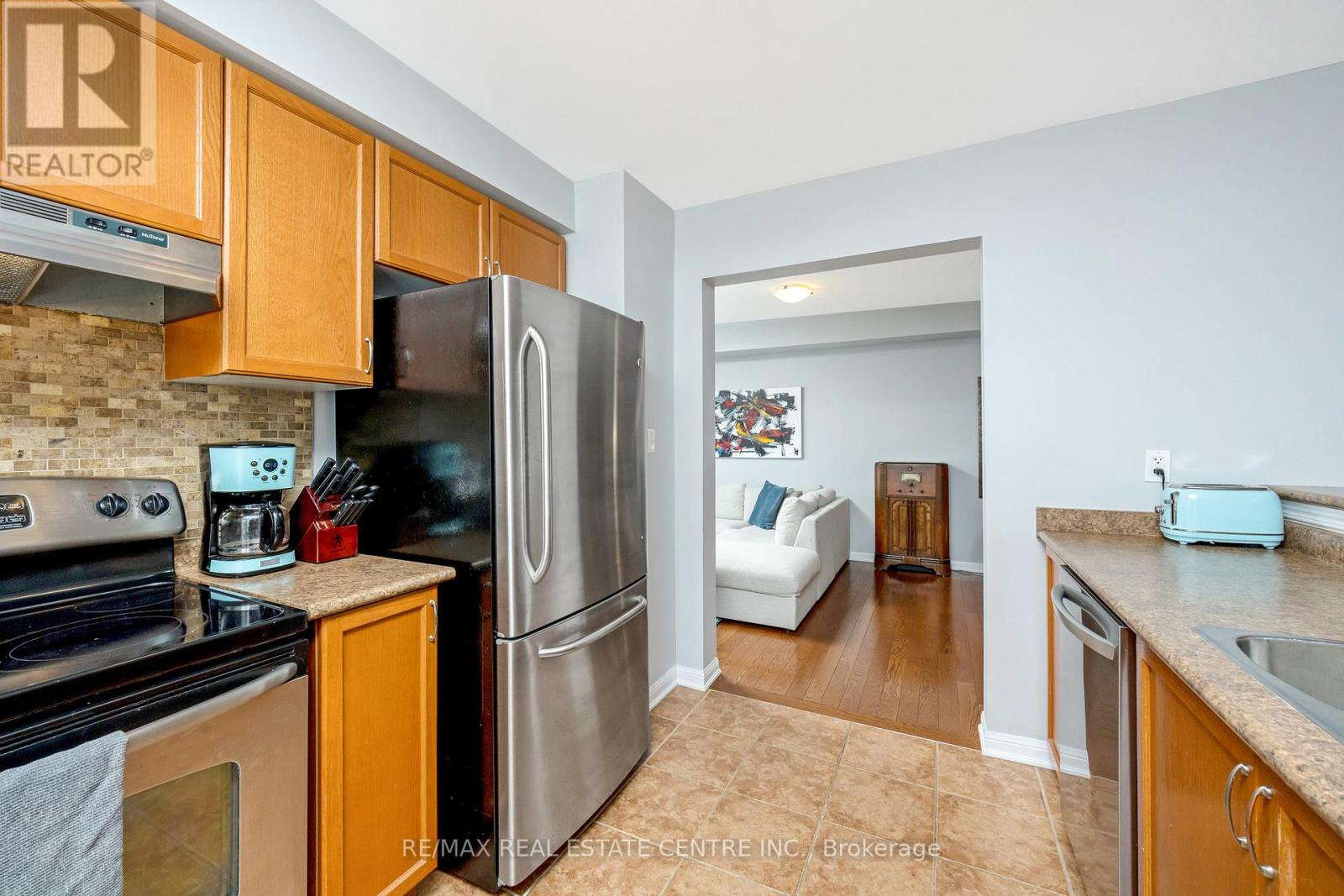 80 - 71 Garth Massey Drive, Cambridge, Ontario  N1T 2G8 - Photo 12 - X12502094