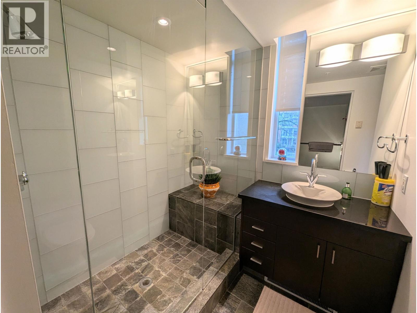 1211 W Cordova, Vancouver, British Columbia  V6C 3P9 - Photo 11 - R3074980