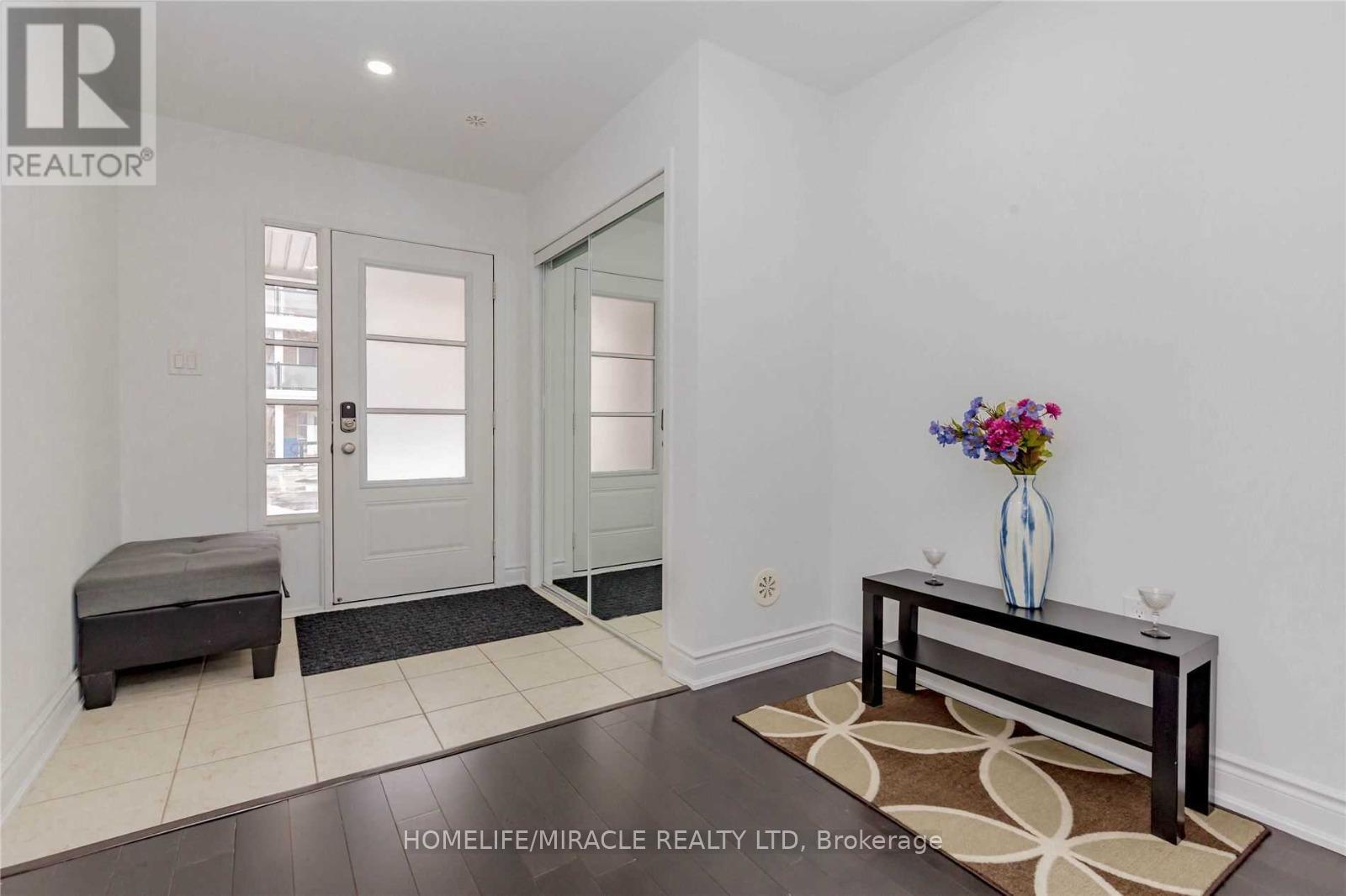 30 - 92 Baycliffe Crescent, Brampton, Ontario  L7A 3Z3 - Photo 15 - W12650302