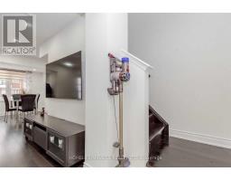 30 - 92 BAYCLIFFE CRESCENT, Brampton, Ontario