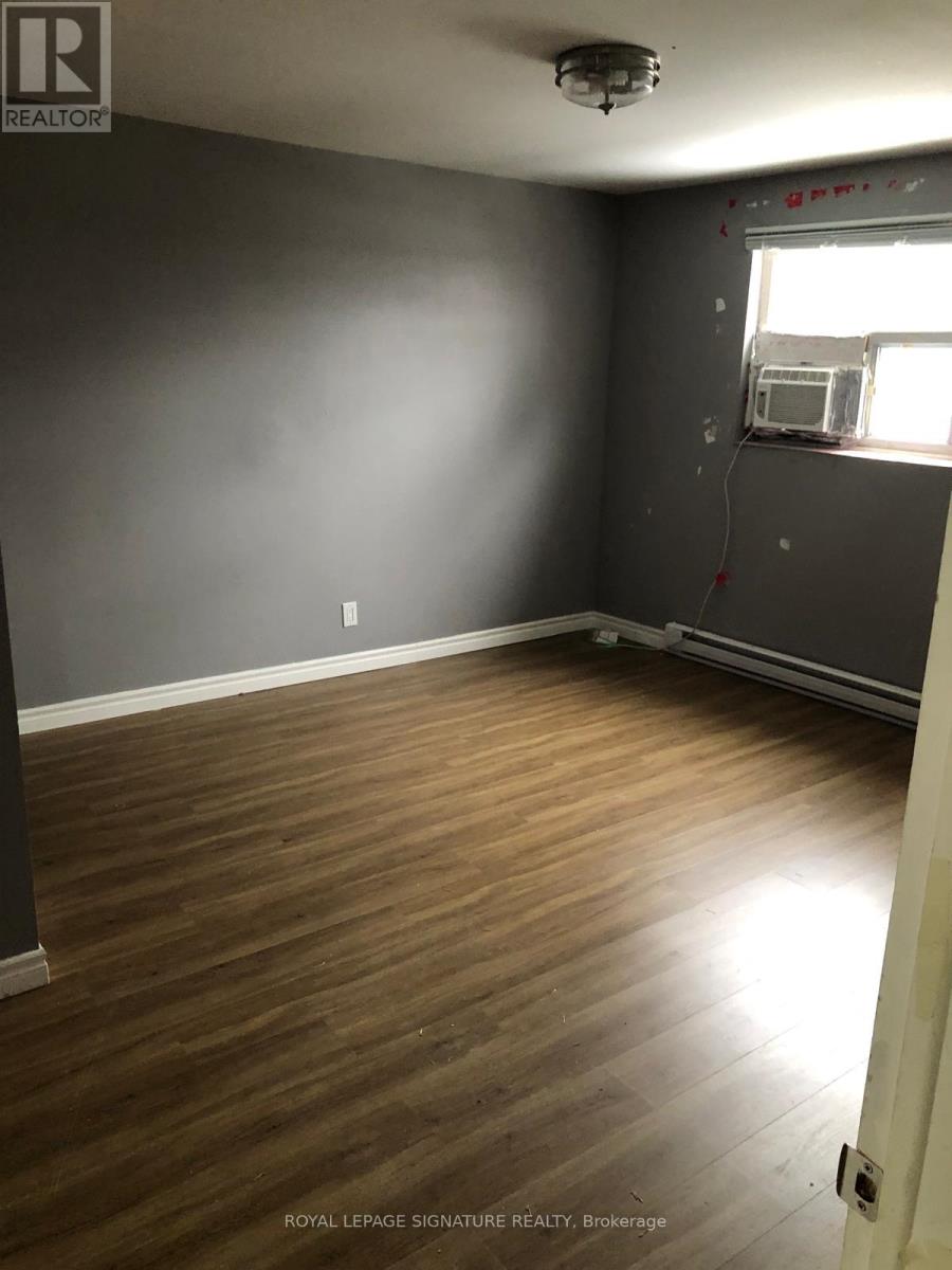 2nd Flr - 608 Gerrard Street, Toronto, Ontario  M4M 1Y3 - Photo 4 - E12592486