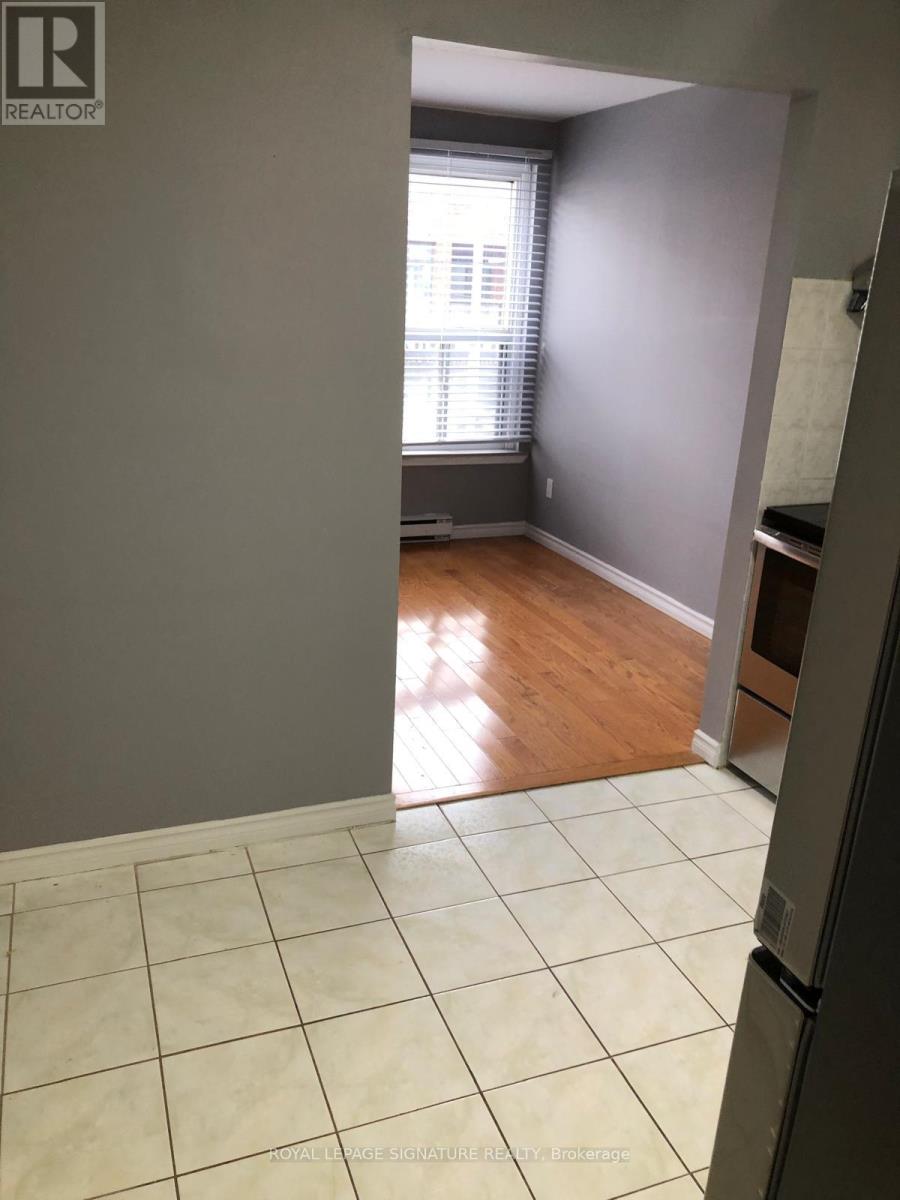 2nd Flr - 608 Gerrard Street, Toronto, Ontario  M4M 1Y3 - Photo 5 - E12592486