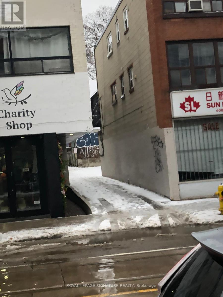 608 Gerrard Street, Toronto, Ontario  M4M 1Y3 - Photo 9 - E12558748