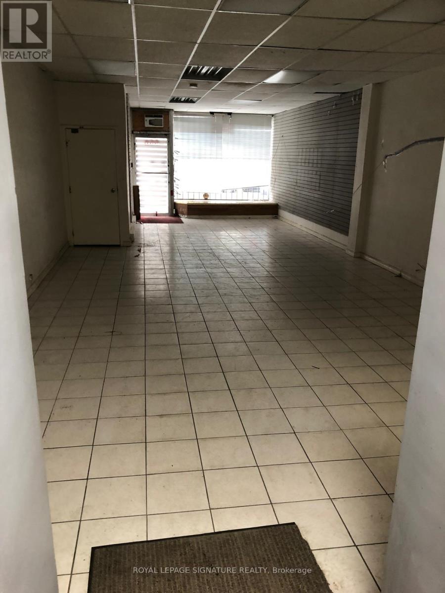 608 Gerrard Street, Toronto, Ontario  M4M 1Y3 - Photo 2 - E12558748