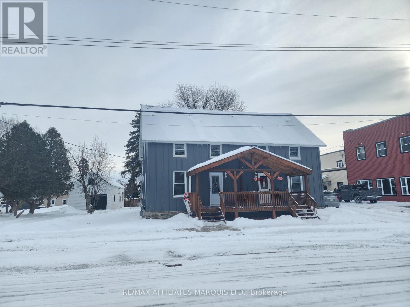 12 OAK STREET, South Glengarry, Ontario