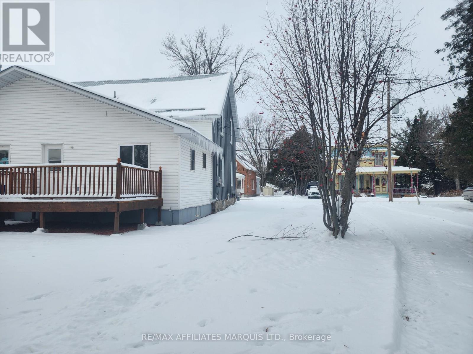 12 Oak Street, South Glengarry, Ontario  K0C 1N0 - Photo 35 - X12457511