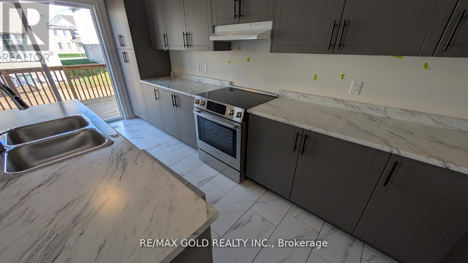 230 Mckenzie Drive N, Clearview, Ontario  L0M 1S0 - Photo 11 - S12597906